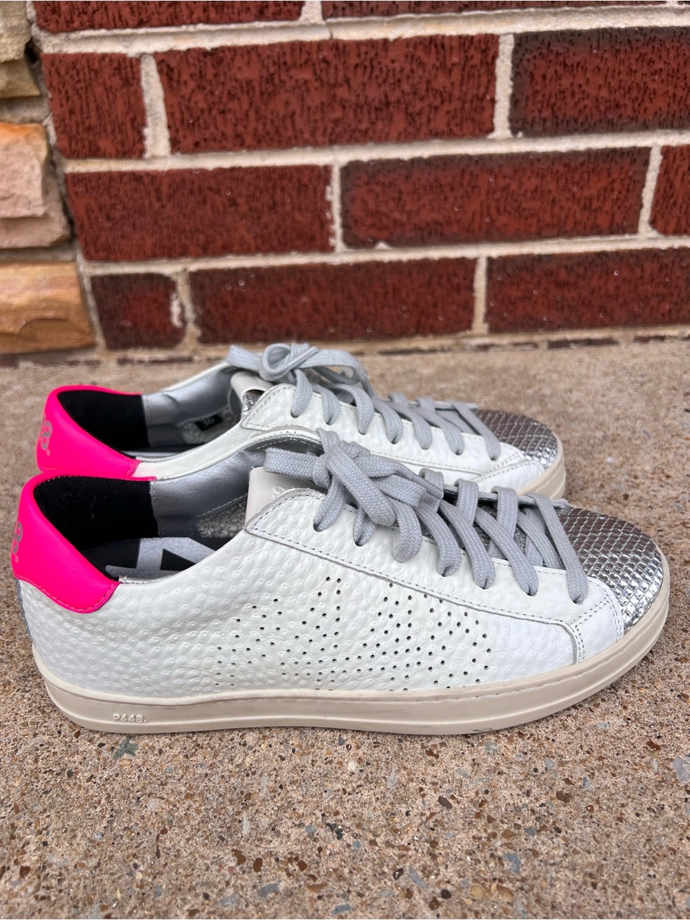 P448 John Sneakers